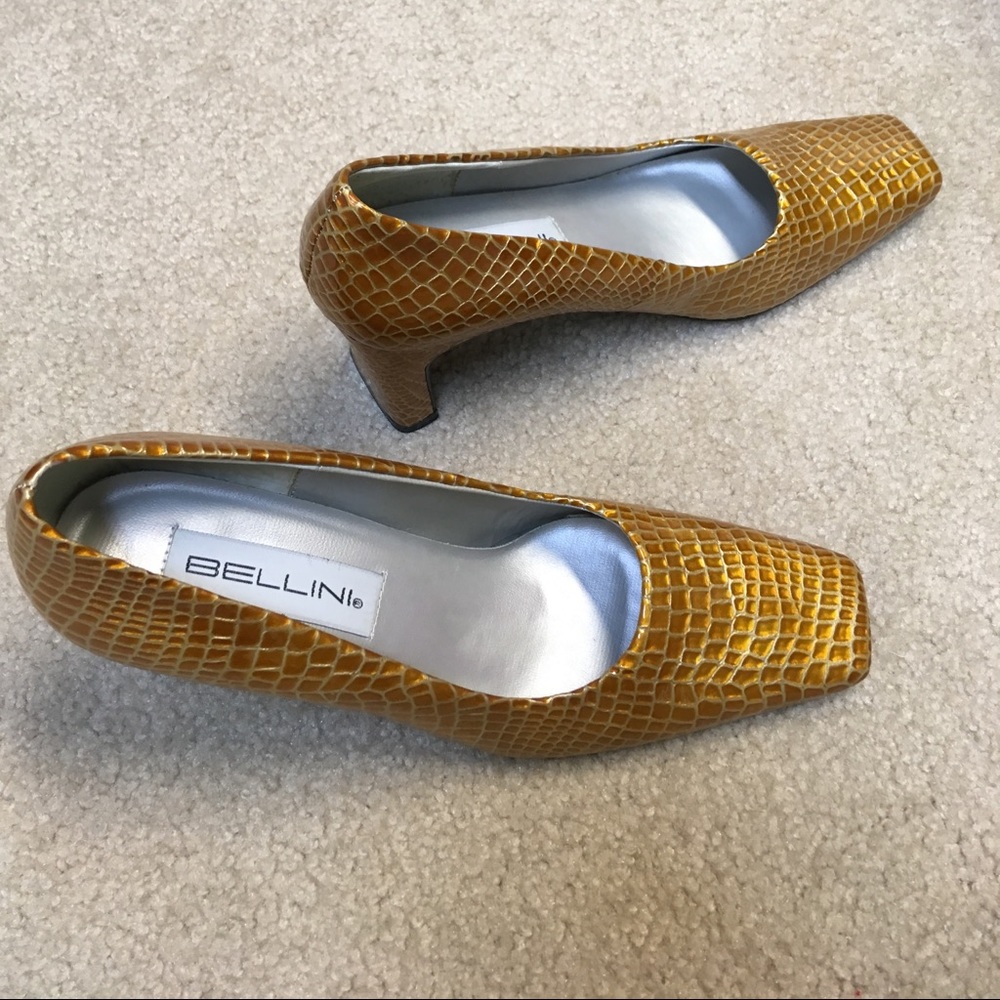 Shoes - Picture 2 of 5